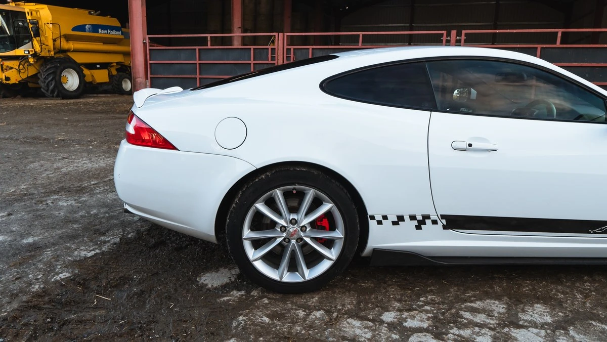 2011 Jaguar X150 XK - Image 11 of 30