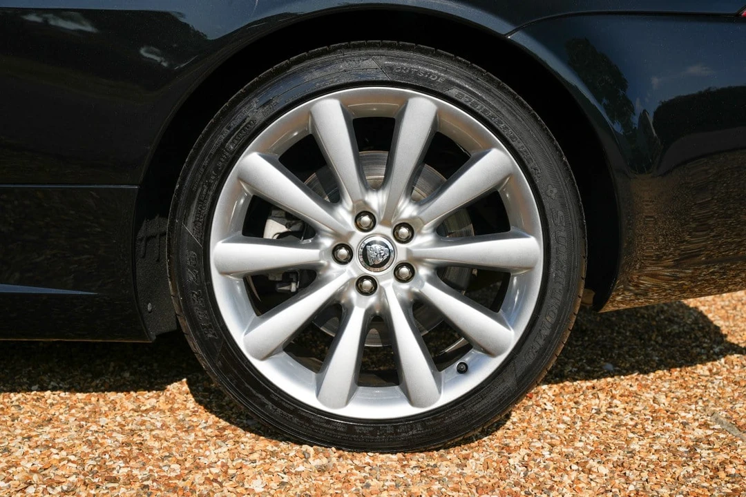 2011 Jaguar X150 XK - Image 23 of 30