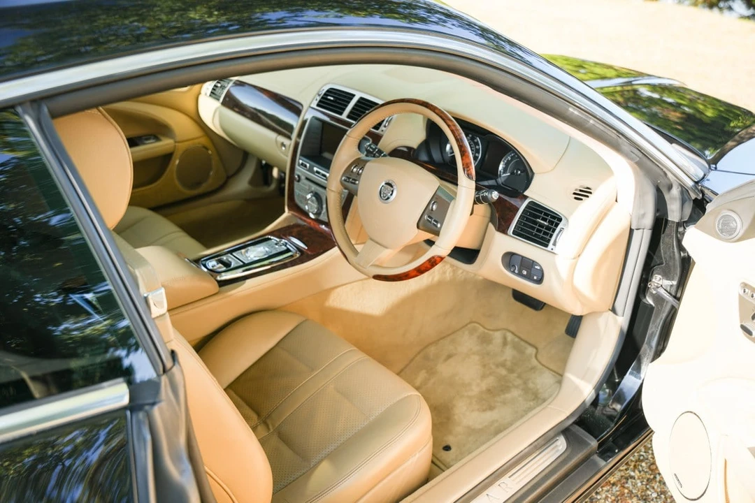2011 Jaguar X150 XK - Image 25 of 30