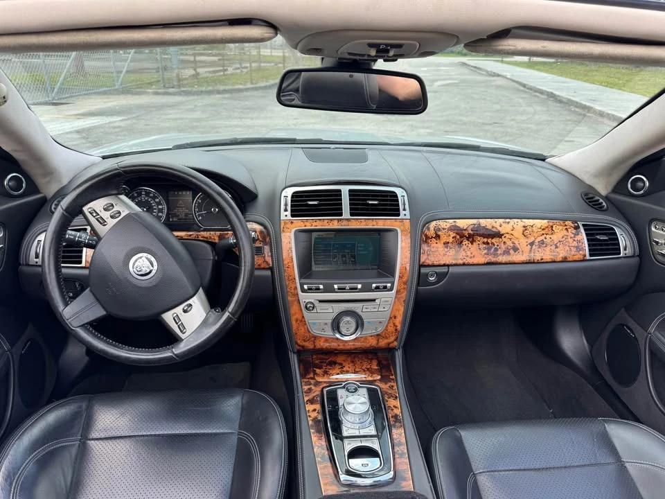 2011 Jaguar X150 XK - Image 13 of 18