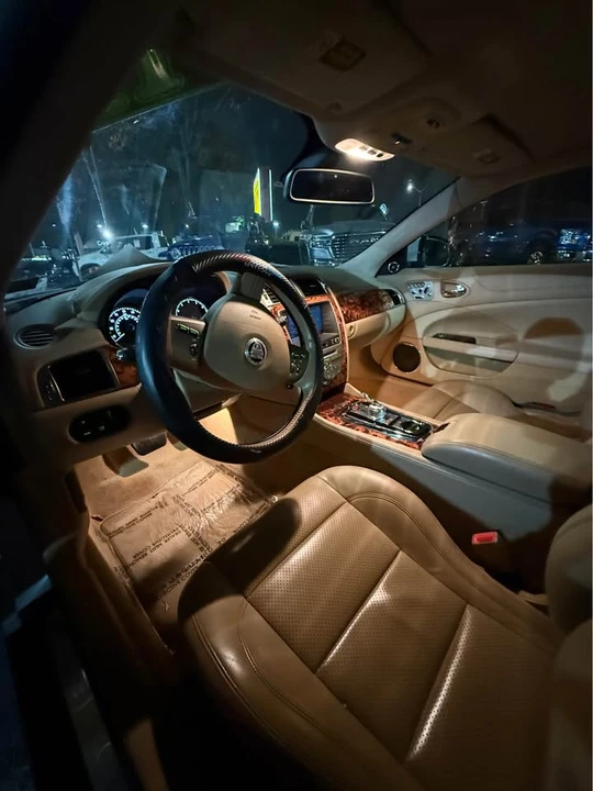 2011 Jaguar X150 XK - Image 2 of 5