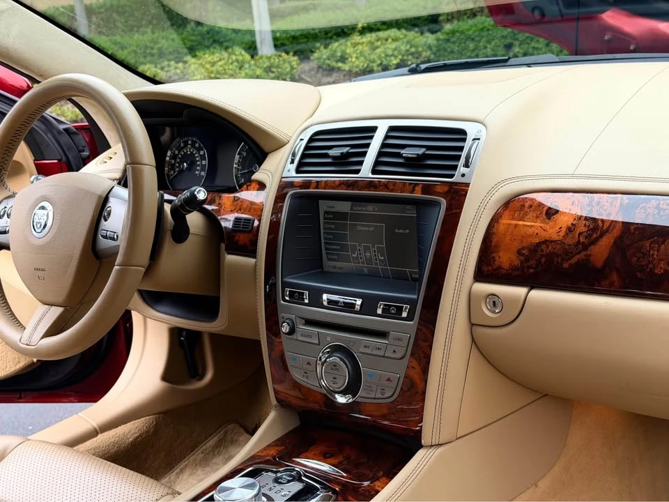 2011 Jaguar X150 XK - Image 12 of 20