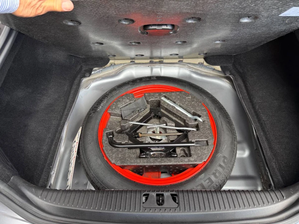 2011 Jaguar X150 XK - Image 21 of 23