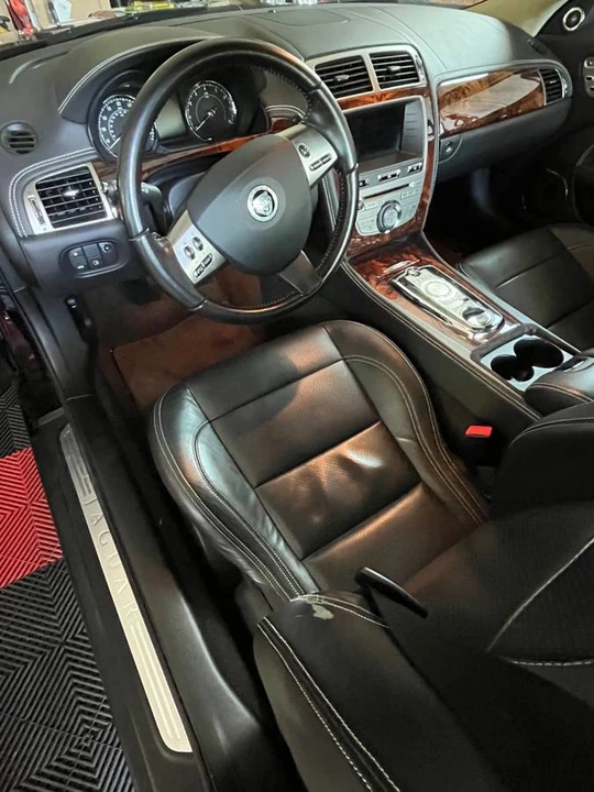 2011 Jaguar X150 XK - Image 9 of 11