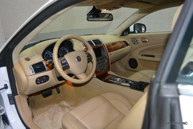 2011 Jaguar X150 XK - Image 6 of 15