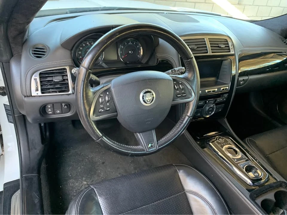 2011 Jaguar X100 XK8 - Image 4 of 8