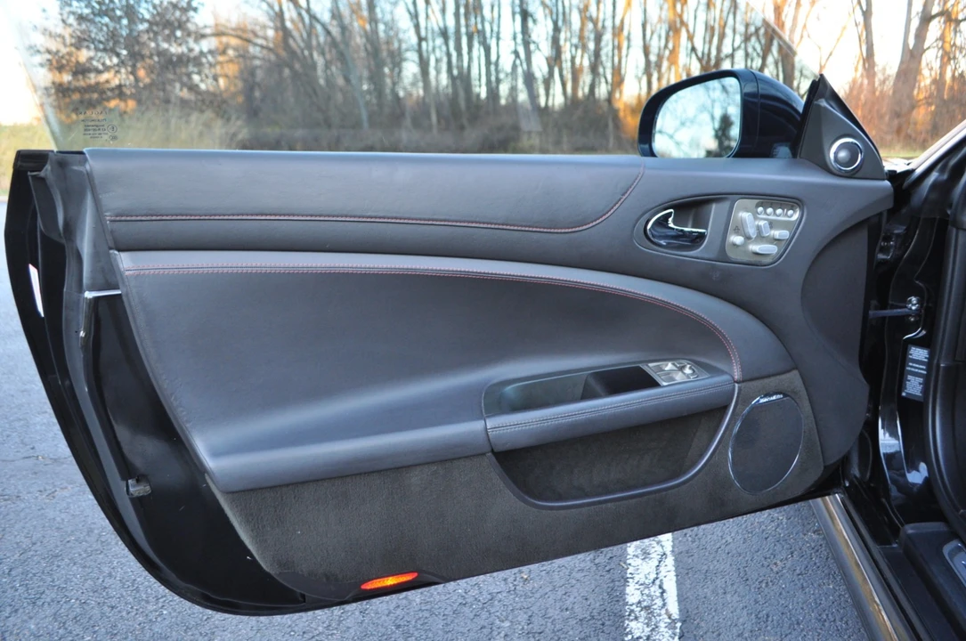 2011 Jaguar X150 XKR - Image 11 of 21