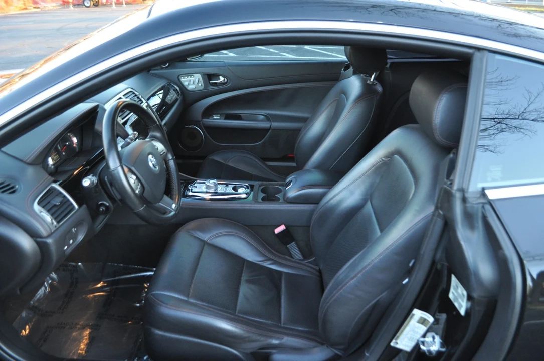 2011 Jaguar X150 XKR - Image 9 of 21