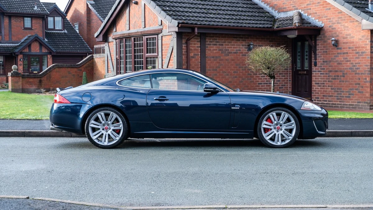 2011 Jaguar X150 XKR - Image 11 of 30