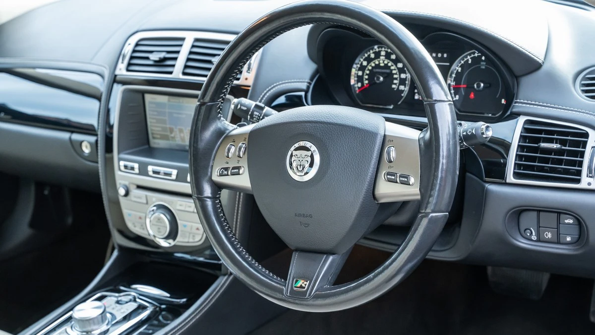 2011 Jaguar X150 XKR - Image 18 of 30