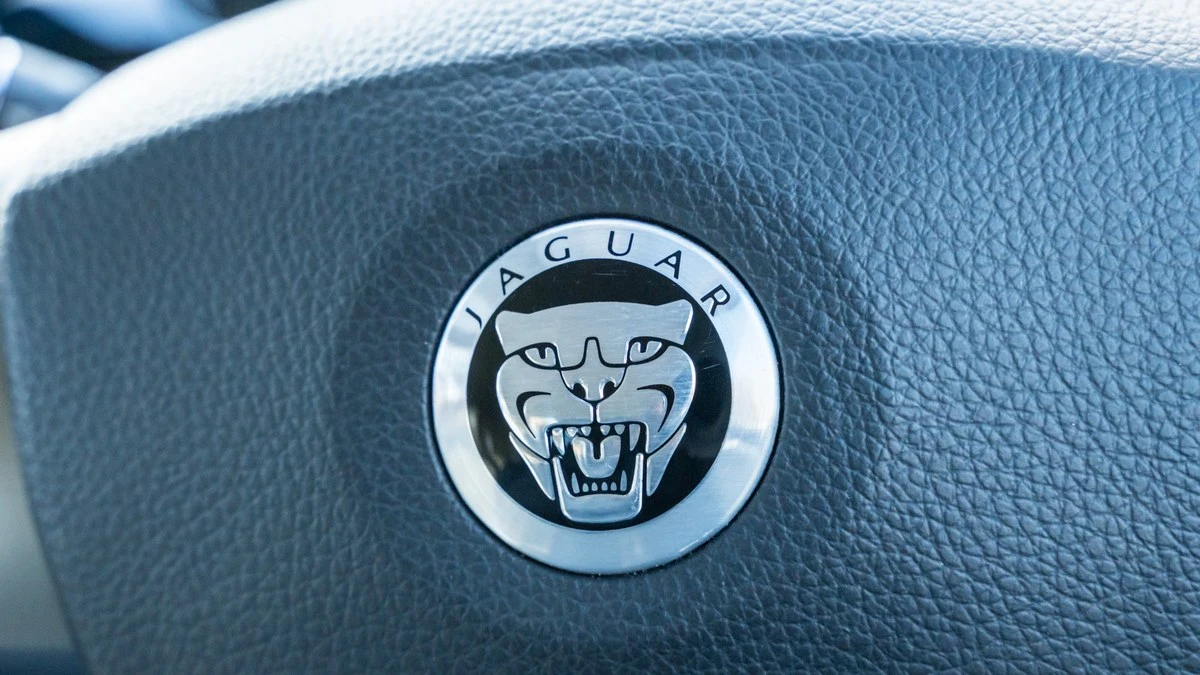 2011 Jaguar X150 XKR - Image 24 of 30