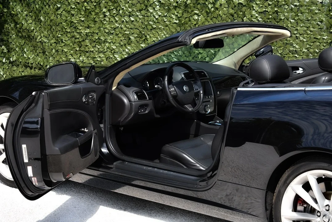 2011 Jaguar X150 XKR - Image 19 of 30