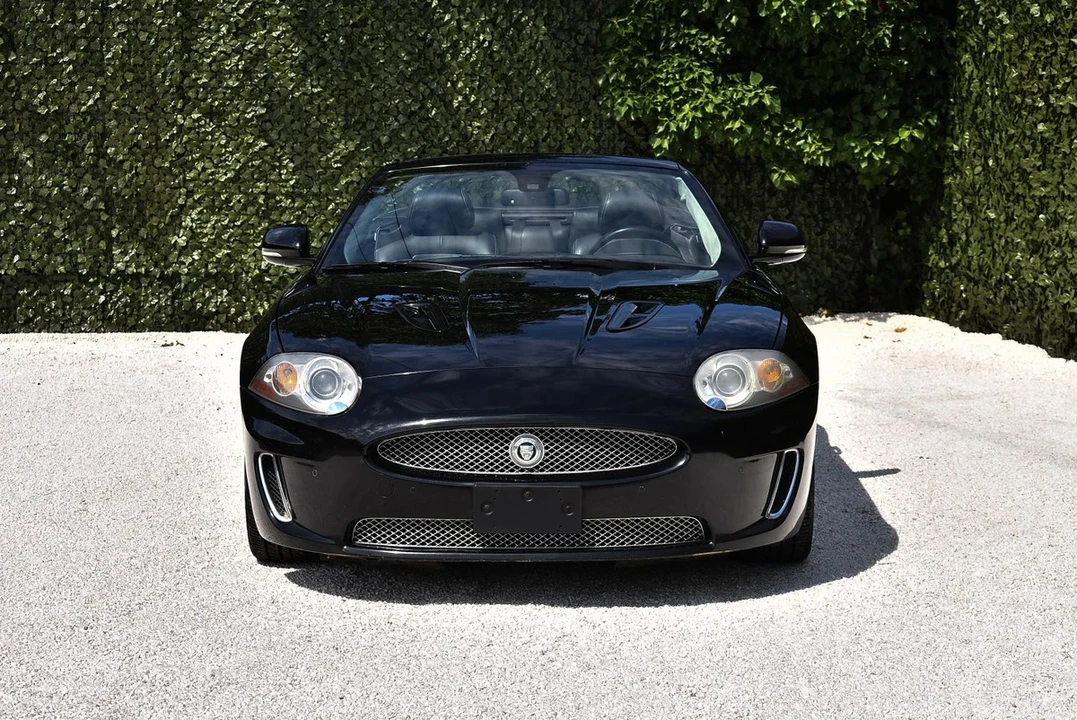 2011 Jaguar X150 XKR - Image 2 of 31