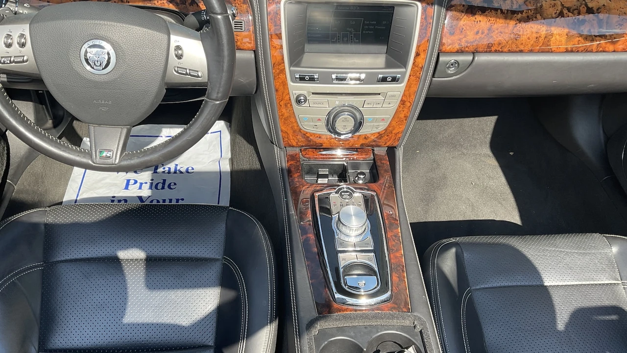 2011 Jaguar X150 XKR - Image 9 of 13