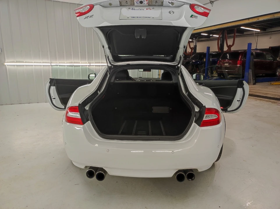 2011 Jaguar X150 XKR - Image 5 of 11