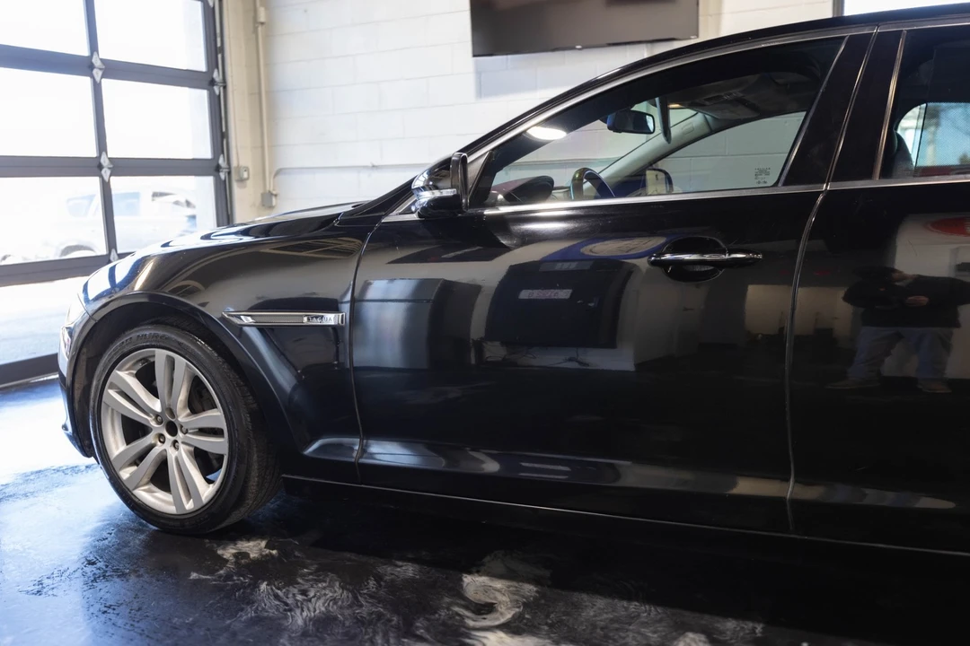 2011 Jaguar X351 XJ - Image 3 of 21