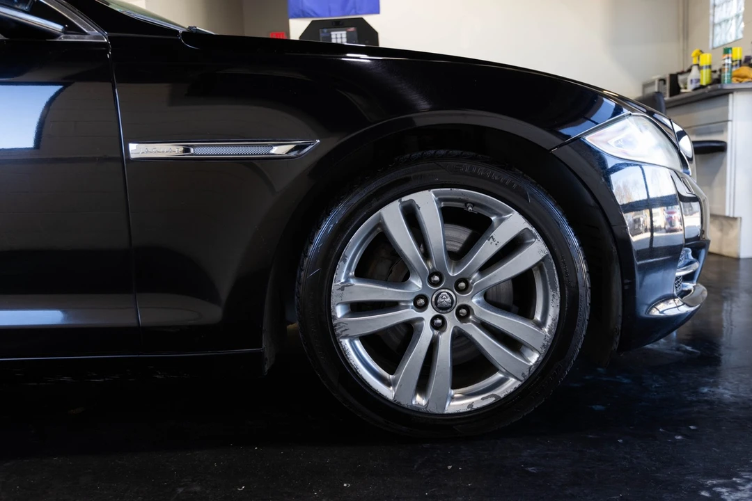 2011 Jaguar X351 XJ - Image 16 of 21