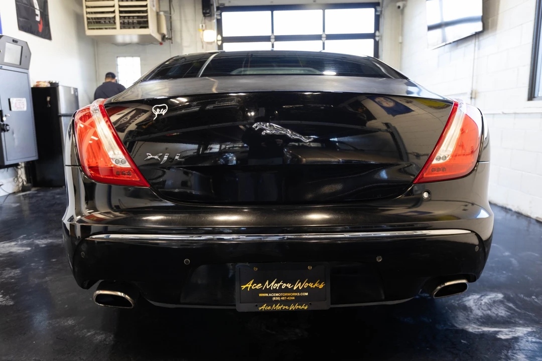 2011 Jaguar X351 XJ - Image 9 of 21