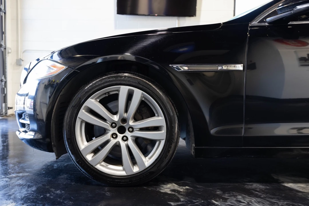 2011 Jaguar X351 XJ - Image 4 of 21