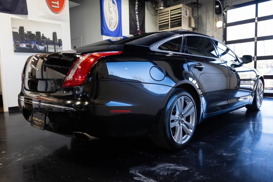 2011 Jaguar X351 XJ - Image 10 of 21