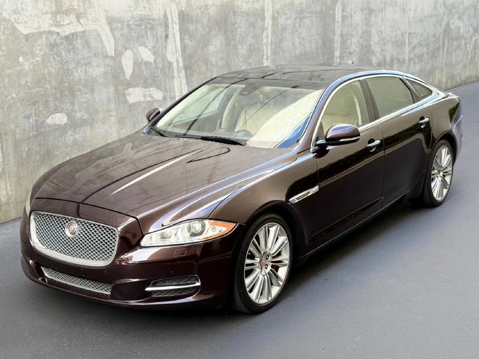 2011 Jaguar X351 XJ - Image 2 of 21