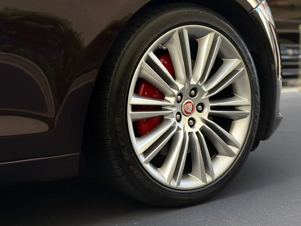 2011 Jaguar X351 XJ - Image 20 of 21