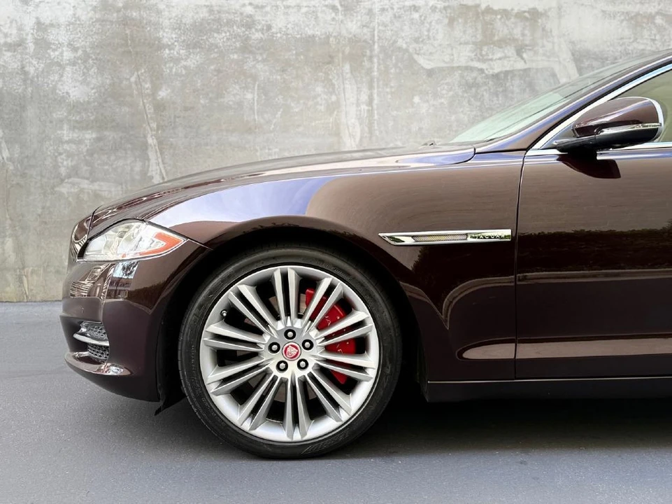 2011 Jaguar X351 XJ - Image 7 of 21