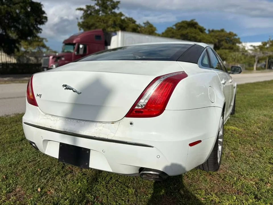 2011 Jaguar X351 XJ - Image 6 of 17