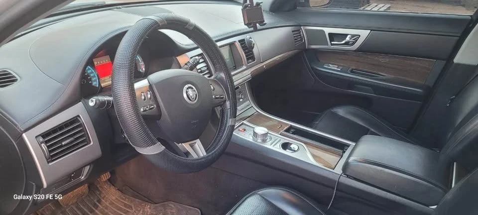 2011 Jaguar X250 XF - Image 4 of 6