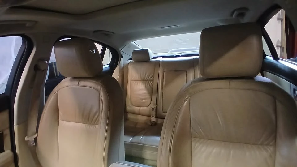 2011 Jaguar X250 XF - Image 8 of 10