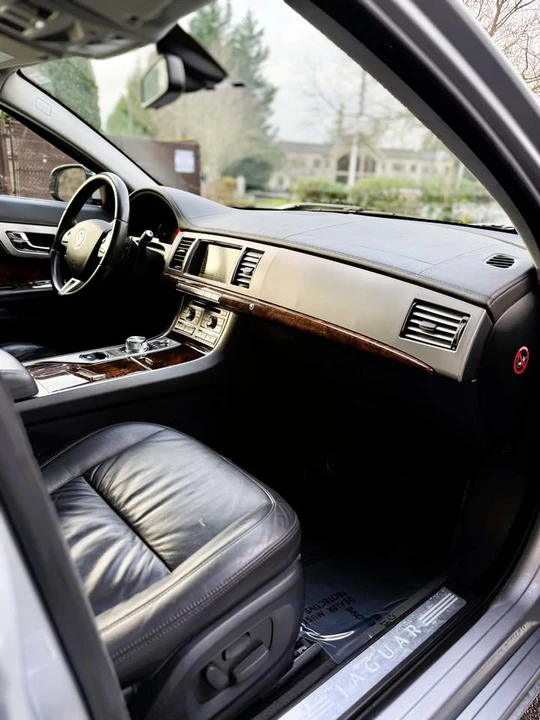 2011 Jaguar X250 XF - Image 9 of 18