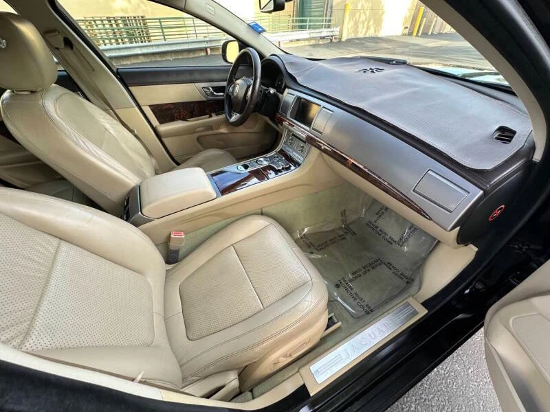 2011 Jaguar X250 XF - Image 16 of 20