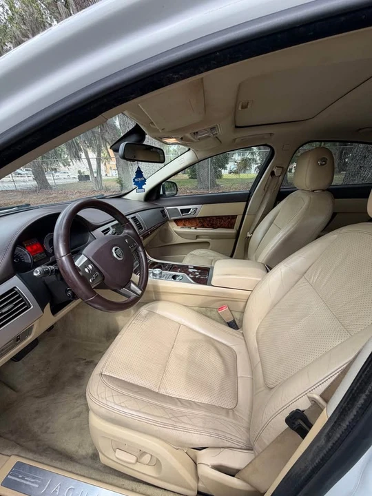 2011 Jaguar X250 XF - Image 9 of 10