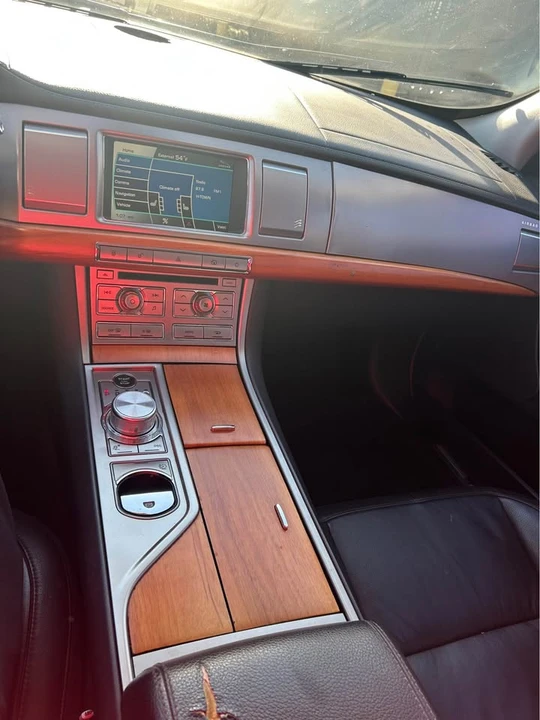 2011 Jaguar X250 XF - Image 3 of 8