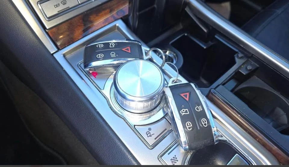 2011 Jaguar X250 XF - Image 3 of 6