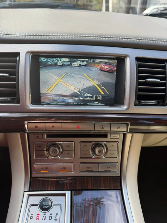 2011 Jaguar X250 XF - Image 10 of 17