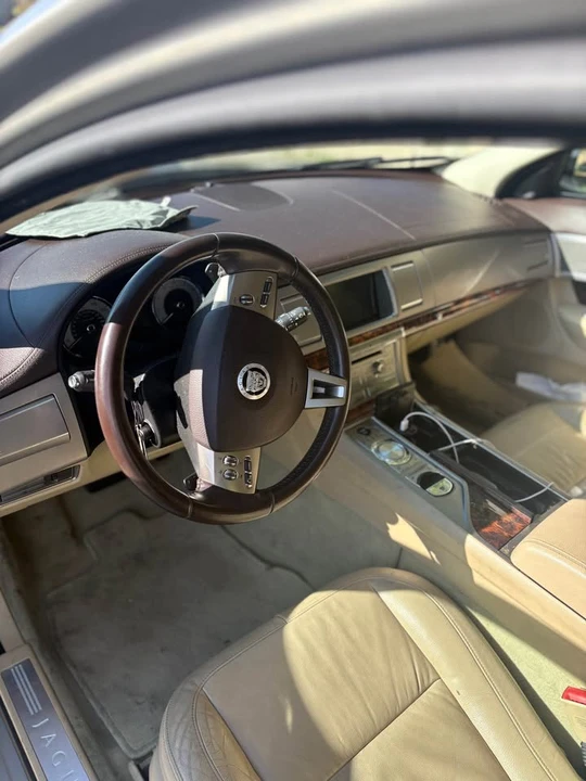 2011 Jaguar X250 XF - Image 3 of 4