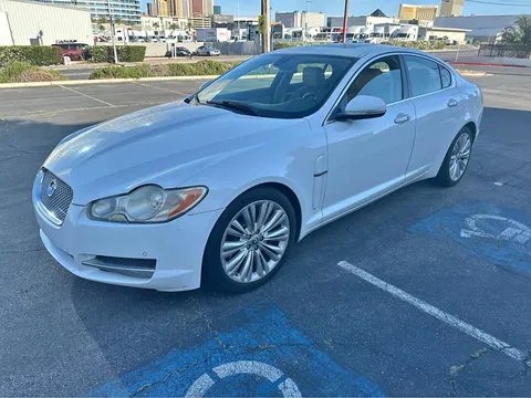 2011 Jaguar XF Premium Sedan