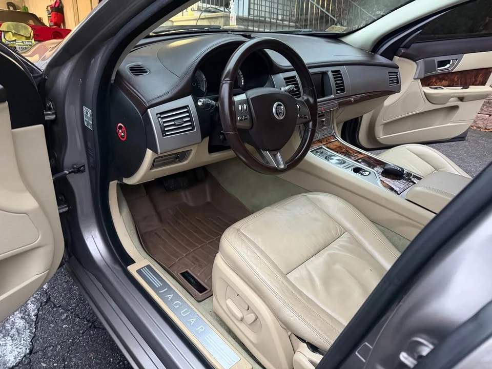 2011 Jaguar X250 XF - Image 4 of 10