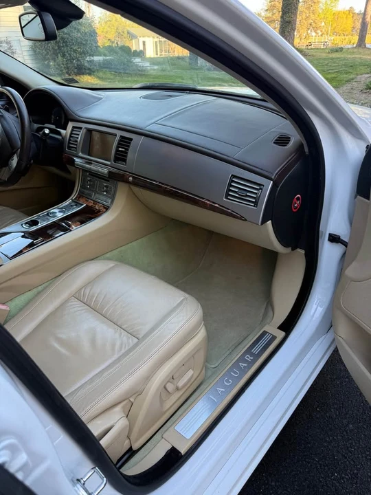 2011 Jaguar X250 XFR - Image 6 of 13