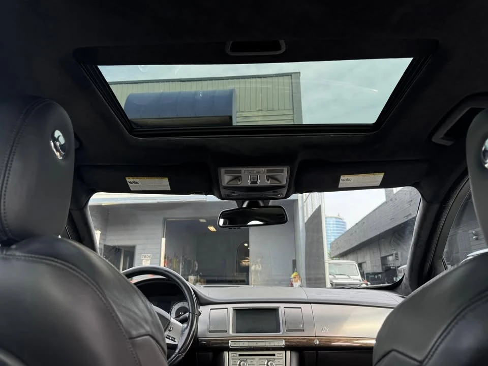 2011 Jaguar X250 XFR - Image 8 of 16