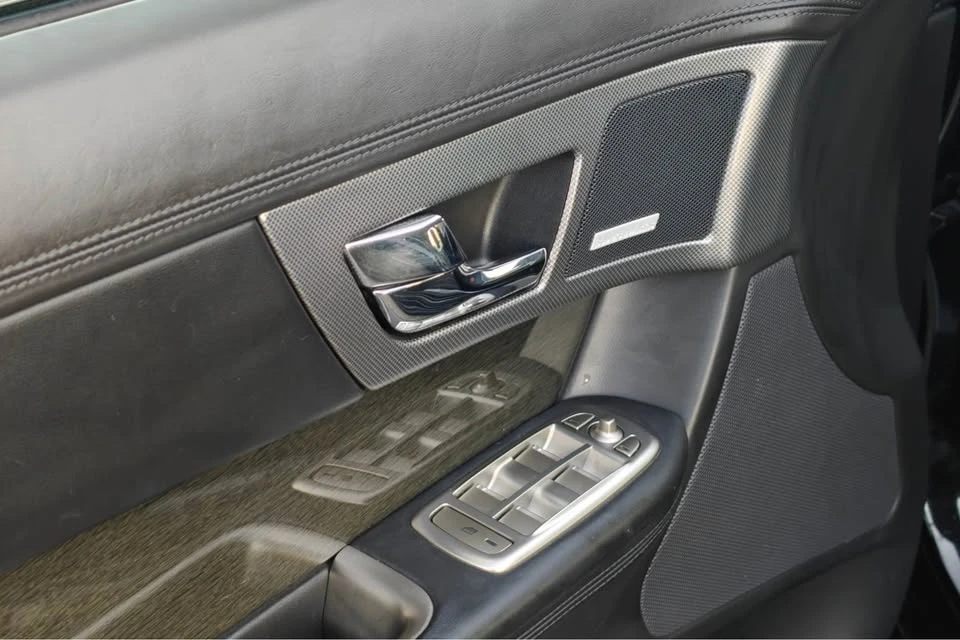 2011 Jaguar X250 XFR - Image 6 of 14