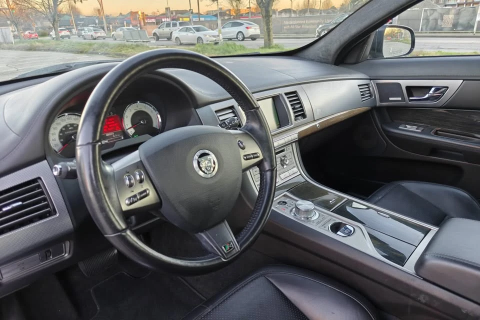 2011 Jaguar X250 XFR - Image 4 of 8