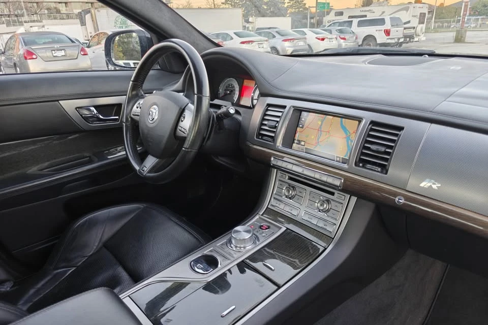 2011 Jaguar X250 XFR - Image 5 of 14