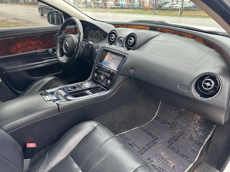2011 Jaguar X351 XJ - Image 12 of 17