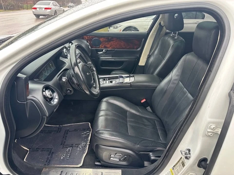 2011 Jaguar X351 XJ - Image 10 of 17