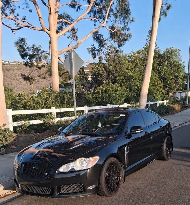 2011 Jaguar X351 XJ - Image 3 of 4