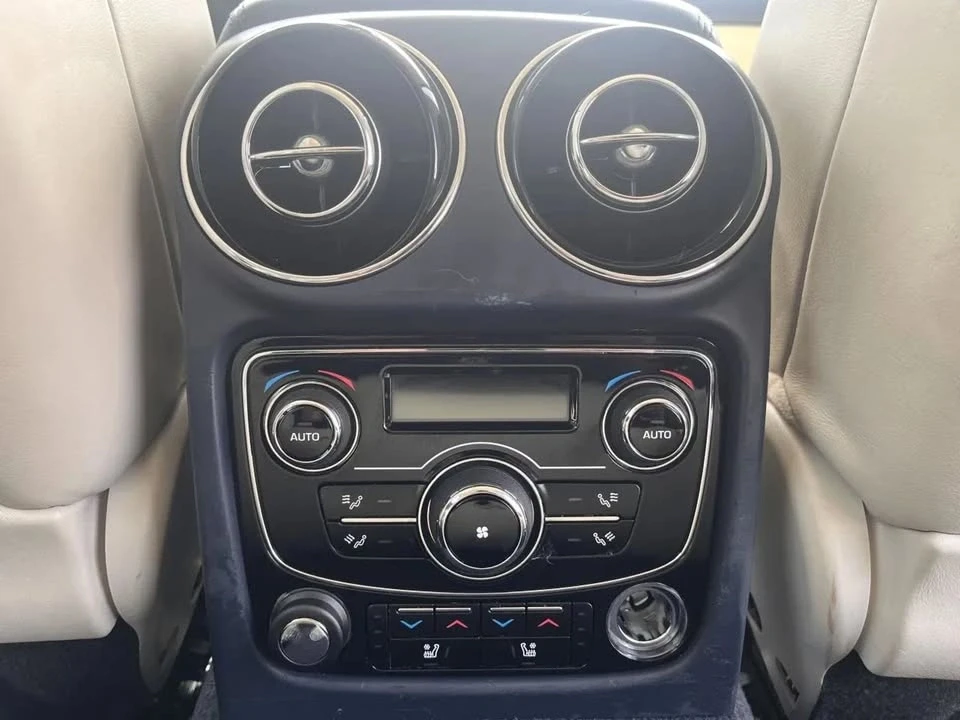 2011 Jaguar X351 XJ - Image 10 of 20
