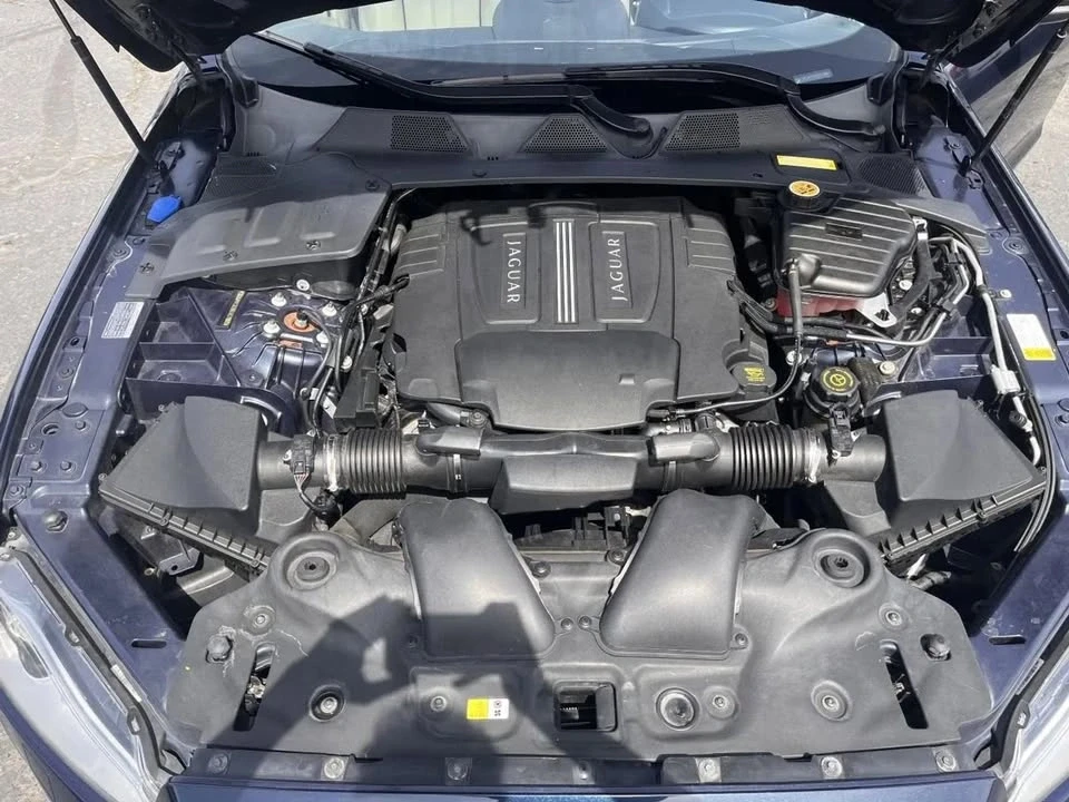 2011 Jaguar X351 XJ - Image 18 of 20