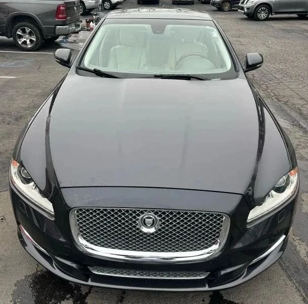 2011 Jaguar X351 XJ - Image 12 of 20